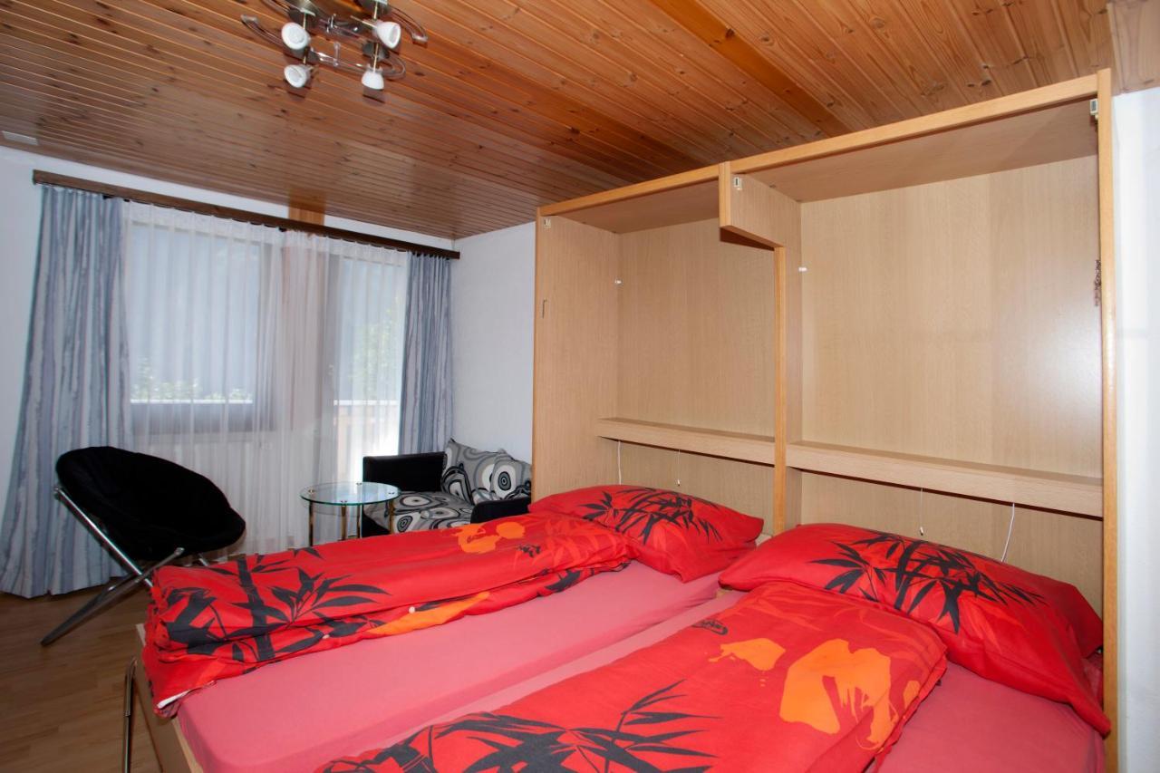 Haus Waldheim Grachen Apartamento Exterior foto
