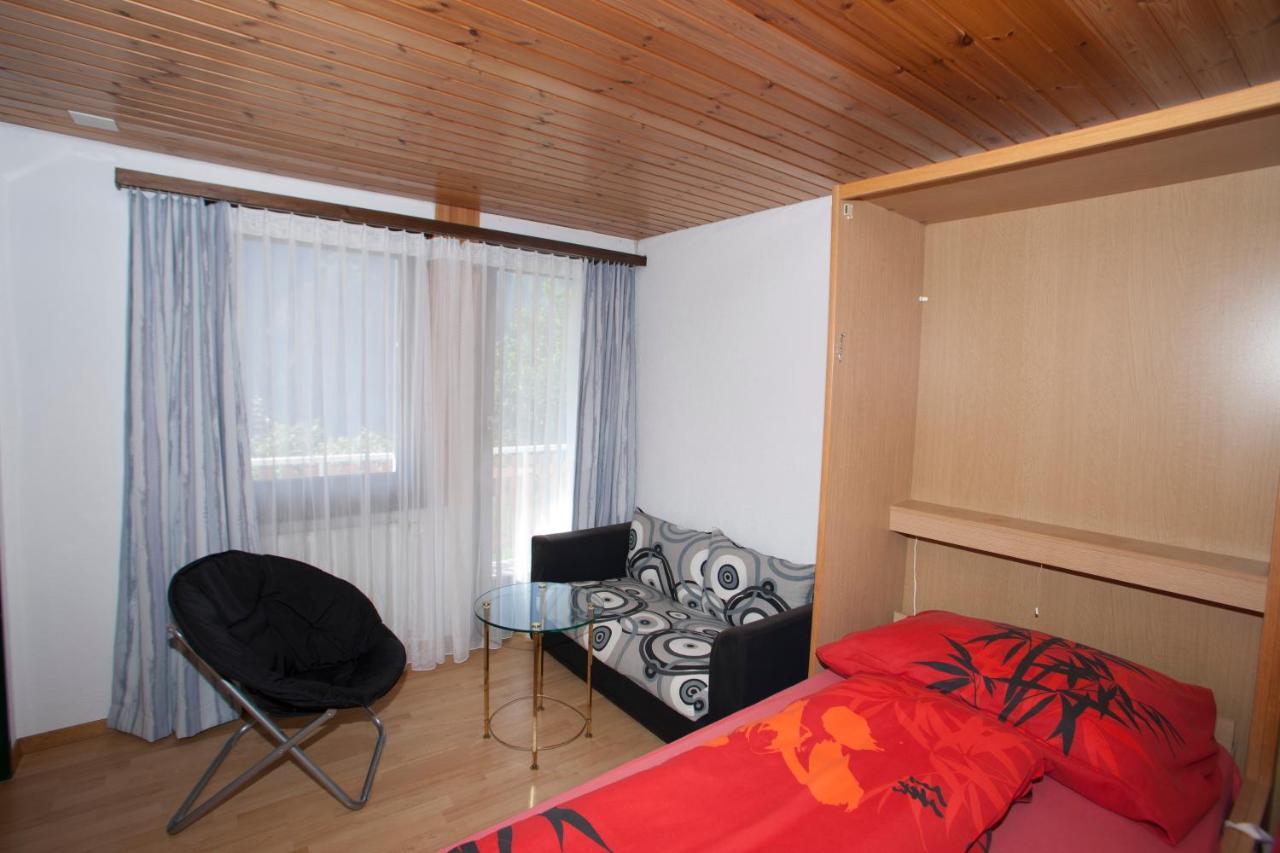 Haus Waldheim Grachen Apartamento Exterior foto